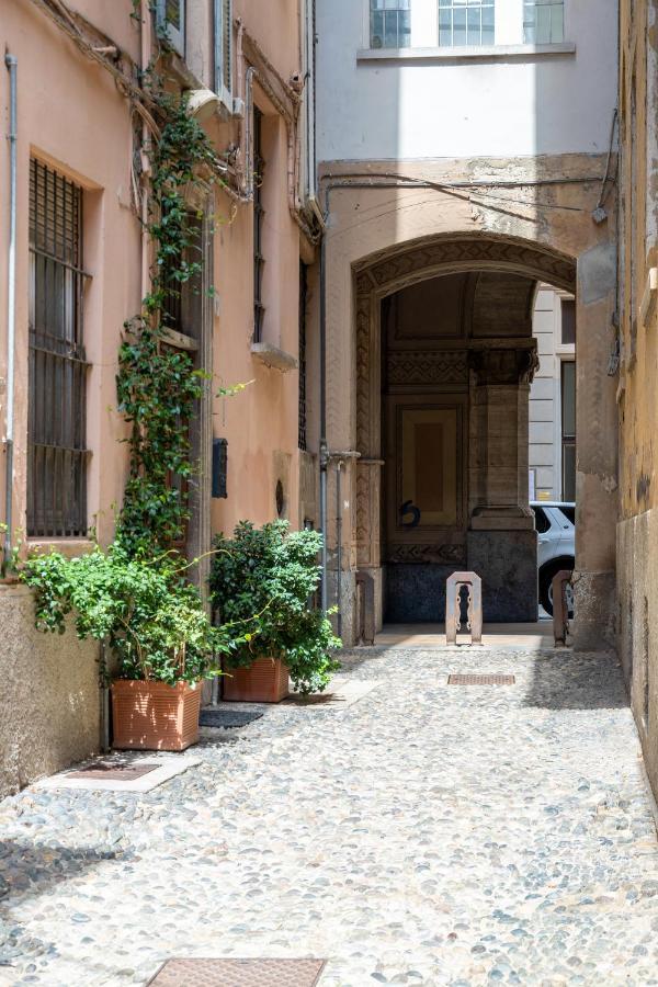 Apartament Centro Storico • Wi-Fi, Netflix E Terrazzo Pawia Zewnętrze zdjęcie